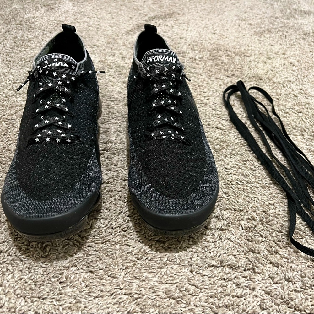 Nike vapor max triple black size 12 with star, reflective, laces  an originals